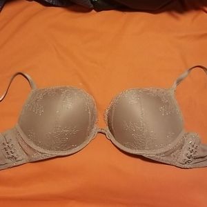 38 c bombshell